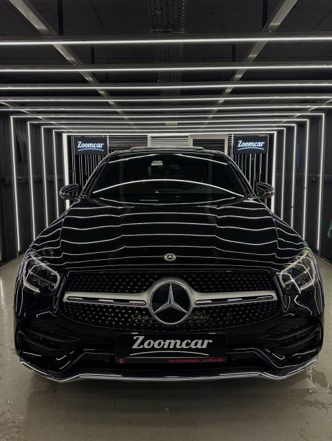 Bazı araçlar sadece bir ulaşım aracı değildir, bir karakteri yansıtır.
Bu Mercedes-Benz’i en kaliteli PPF kaplama ile koruma altına aldık. Taş izlerine, çiziklere, güneş ışınlarına ve dış etkenlere karşı uzun ömürlü koruma sağlarken, aracın şıklığını ve değerini de koruduk.
✨ Maksimum koruma
✨ Kusursuz görünüm
✨ Profesyonel uygulama
Mercedes’e yakışan koruma, detaylarda gizlidir.
Zoomcar farkıyla...